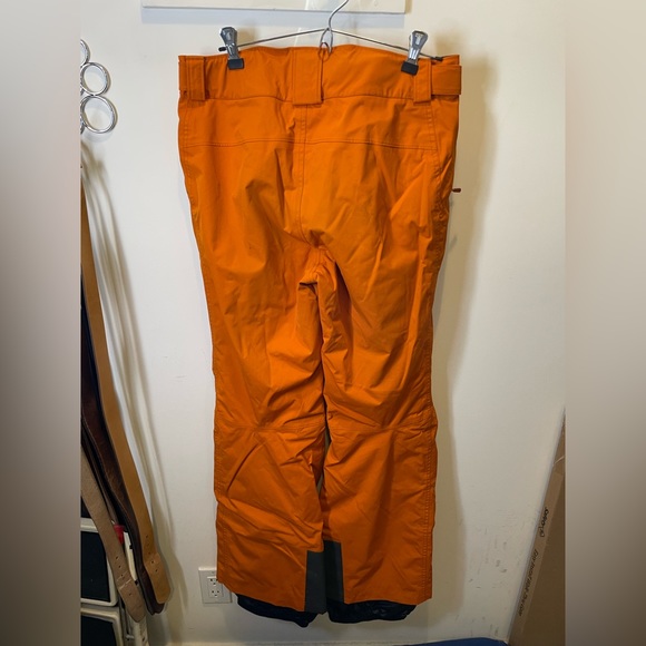 Men’s Returnia Insulated Ski Pant, SM - Picture 2 of 11